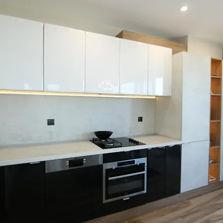 Breez View Apartment